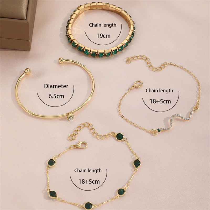 Conjunto de 4 pulseiras de cobra com strass verde