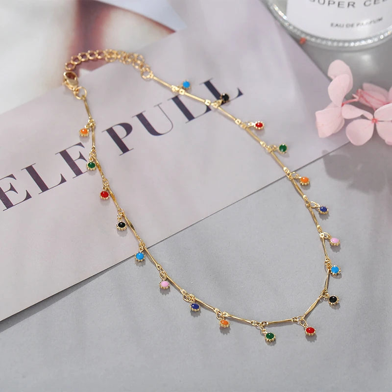 Colar choker com Pedrinhas Coloridas