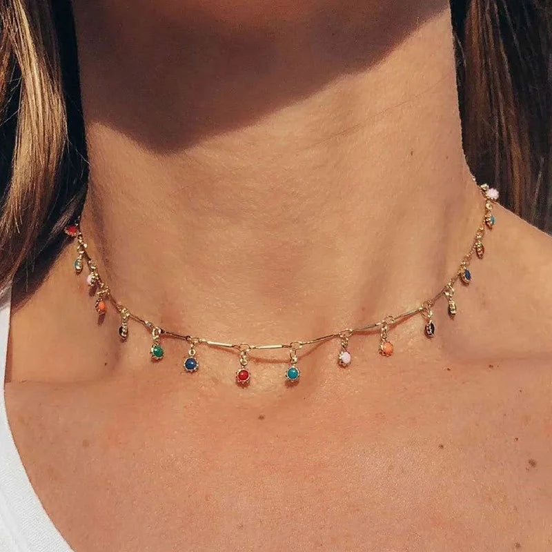 Colar choker com Pedrinhas Coloridas